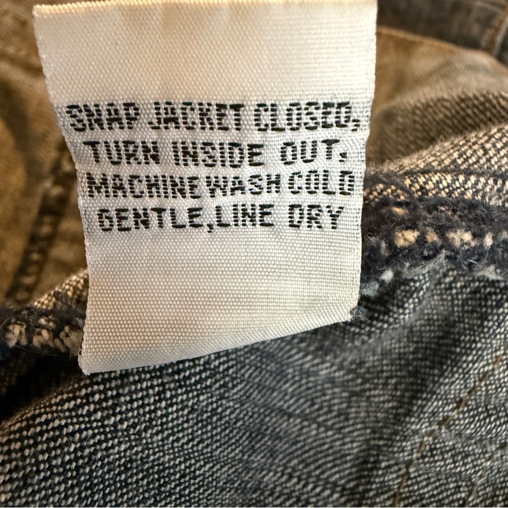 CAbi Artsy Jean Jacket with snap closures and unique Vintage Buttons Size M - Picture 10 of 13